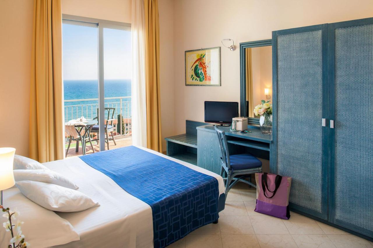 Hotel Metropol Diano Marina Quarto foto